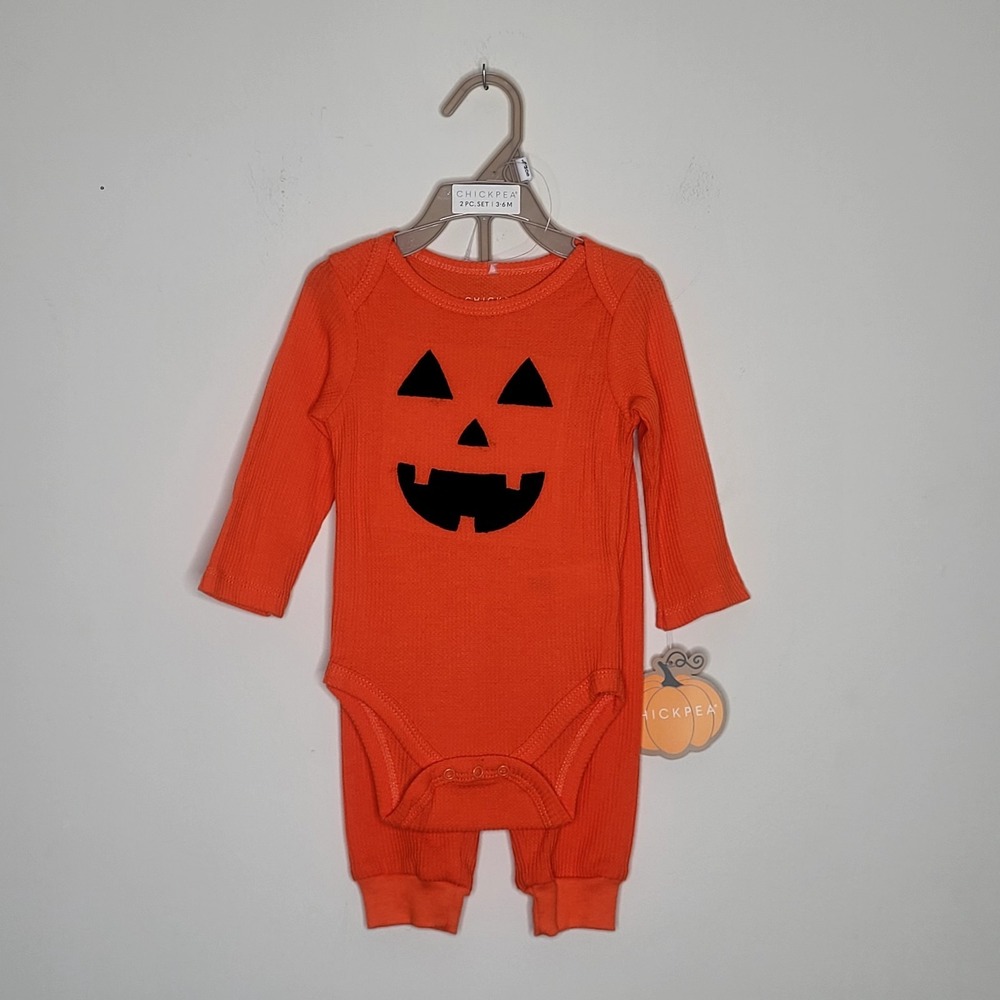 NWT Chickpea Unisex Baby 3/6 M Girls‎ Boys Orange Jack-o-lantern 2 Pc Ribbed Set